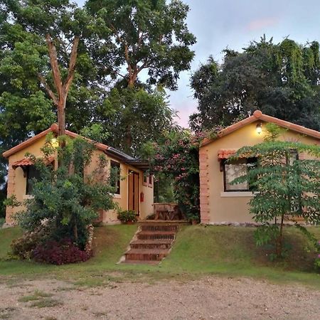 Villa Tuscany Country Resort Suan Phueng Exteriör bild