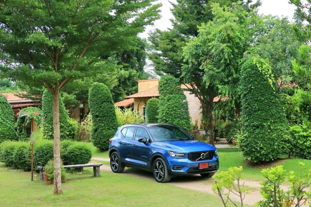 Villa Tuscany Country Resort Suan Phueng Exteriör bild