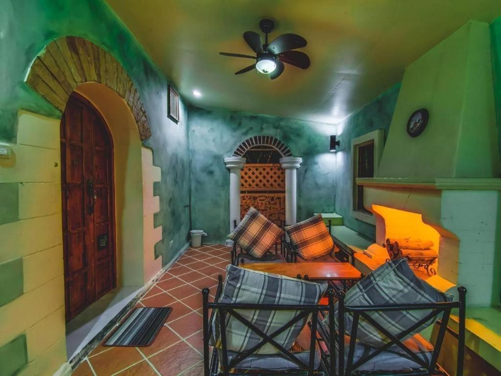 Villa Tuscany Country Resort Suan Phueng Exteriör bild